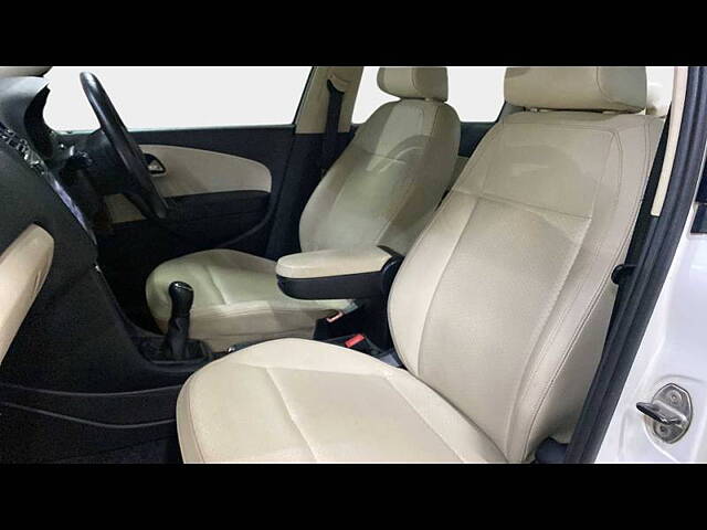 Used Skoda Rapid Style 1.6 MPI in Mumbai