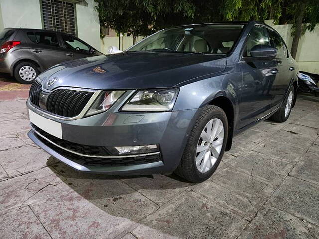 Used 2019 Skoda Octavia in Pune