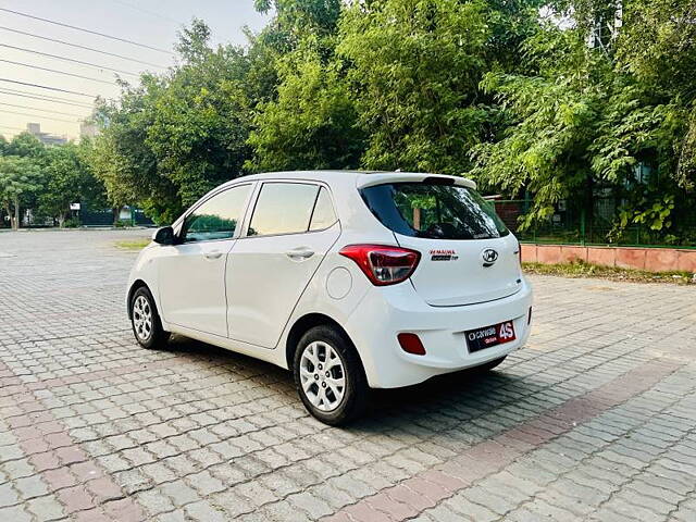 Used Hyundai Grand i10 [2013-2017] Sportz 1.2 Kappa VTVT [2013-2016] in Delhi