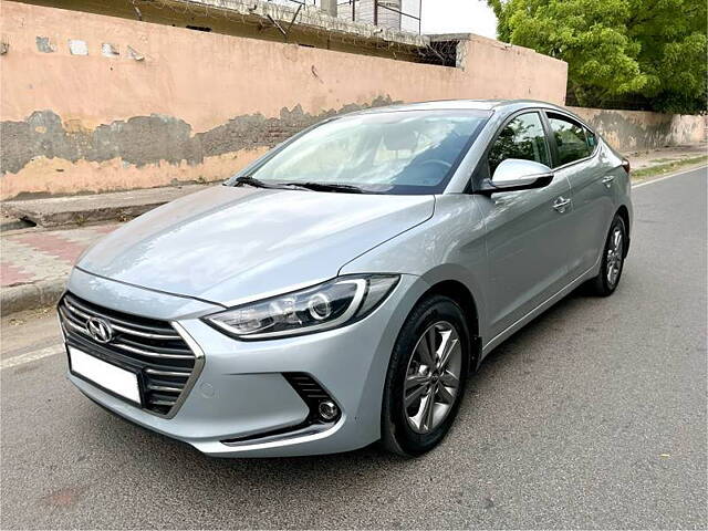 Used Hyundai Elantra [2016-2019] 2.0 SX MT in Delhi