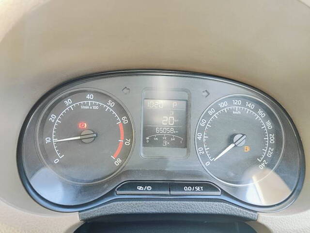 Used Skoda Rapid Style 1.6 MPI AT in Pune