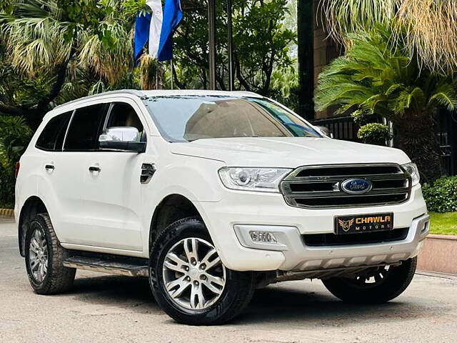 Used 2017 Ford Endeavour in Delhi