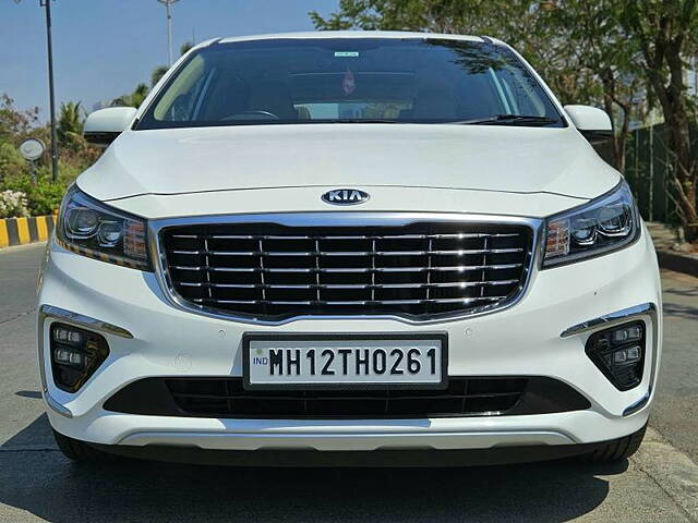 Used 2021 Kia Carnival in Mumbai