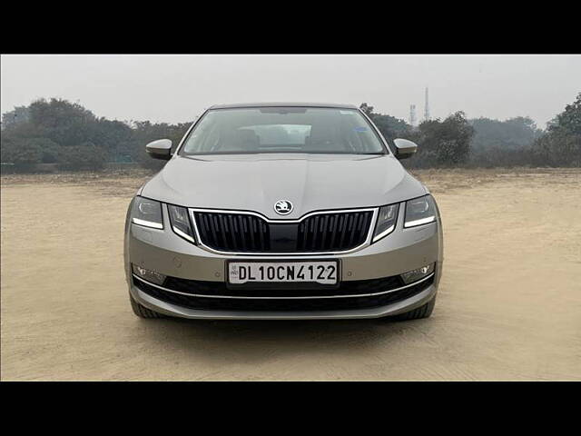 Used 2019 Skoda Octavia in Delhi