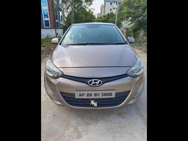 Used 2013 Hyundai i20 in Hyderabad