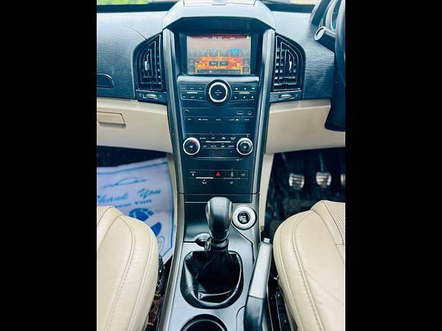 Used Mahindra XUV500 [2015-2018] W10 in Ahmedabad