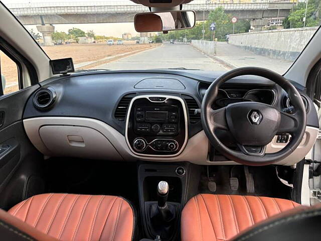 Used Renault Captur [2017-2019] RXE Petrol in Ahmedabad