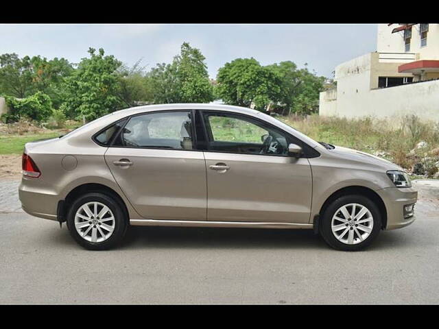 Used Volkswagen Vento [2015-2019] Highline Plus 1.2 (P) AT 16 Alloy in Gurgaon