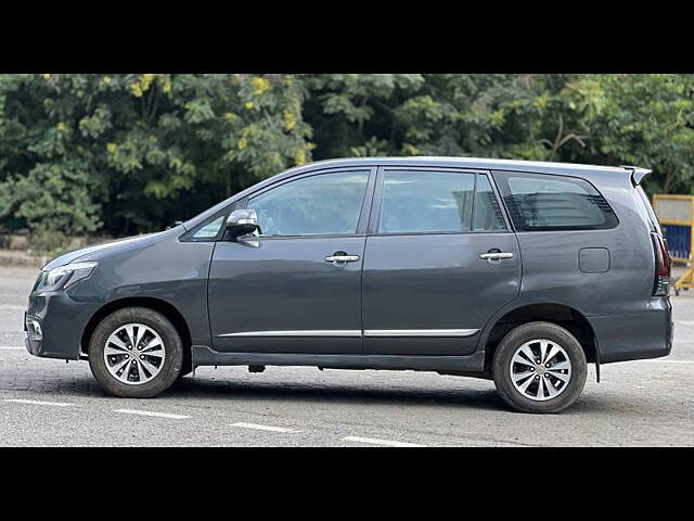 Used Toyota Innova [2013-2014] 2.5 VX 8 STR BS-III in Mumbai