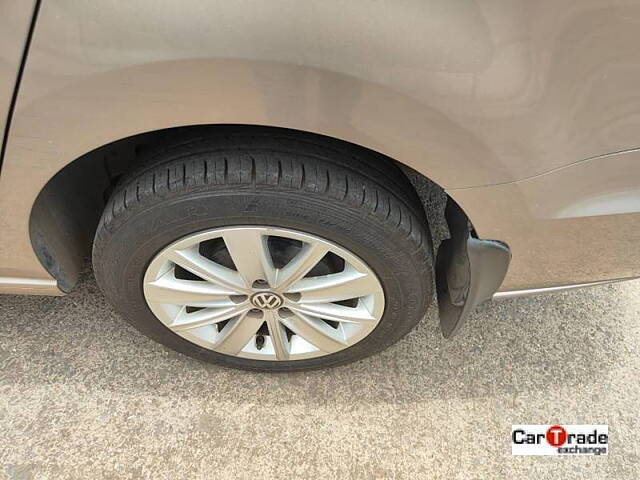 Used Volkswagen Vento [2015-2019] Highline Plus 1.2 (P) AT 16 Alloy in Mumbai