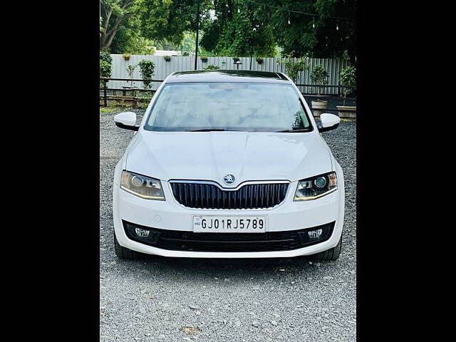 Used 2015 Skoda Octavia in Ahmedabad