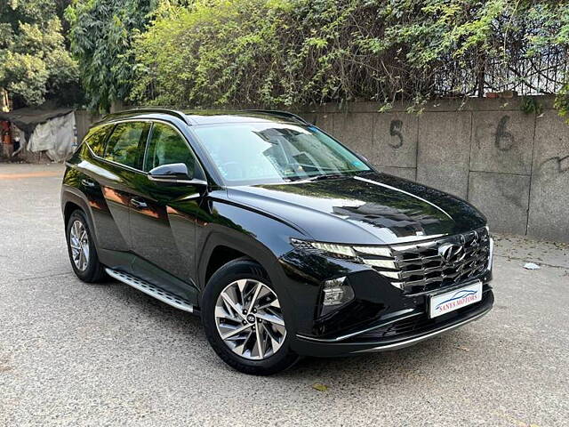 Used Hyundai Tucson Signature 2.0 AT Petrol in Delhi