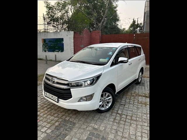 Used Toyota Innova Crysta [2016-2020] 2.4 V Diesel in Delhi