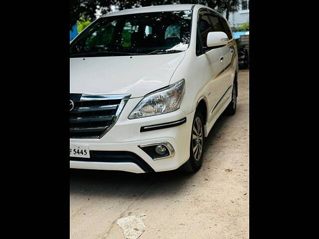 Used Toyota Innova [2013-2014] 2.5 VX 8 STR BS-III in Hyderabad