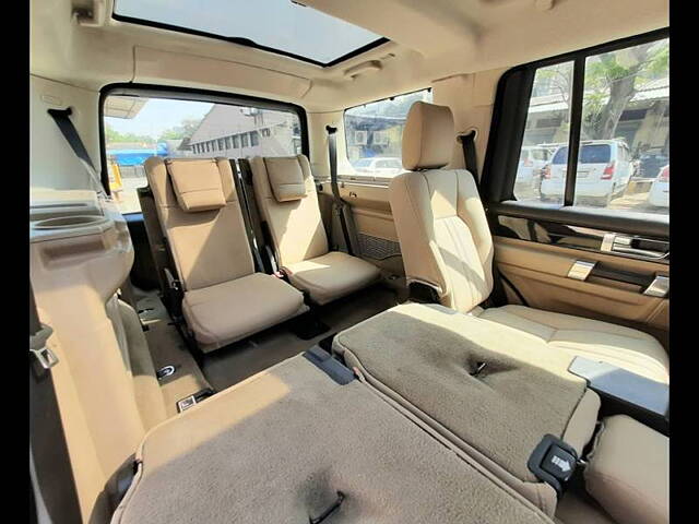 Used Land Rover Discovery 4 3.0L TDV6 SE in Mumbai