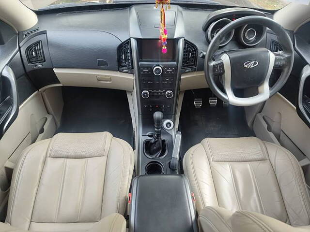 Used Mahindra XUV500 [2015-2018] W10 AWD in Bangalore