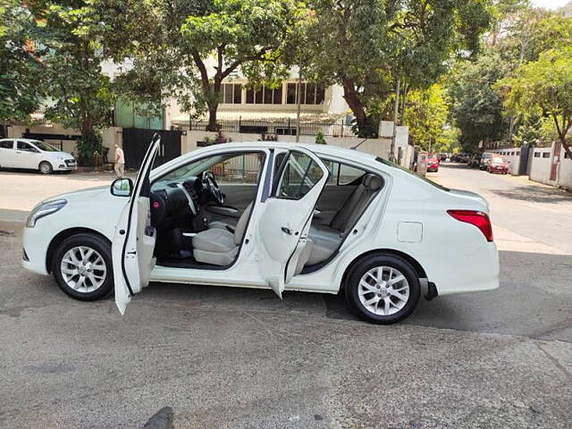 Used Nissan Sunny XV CVT in Mumbai