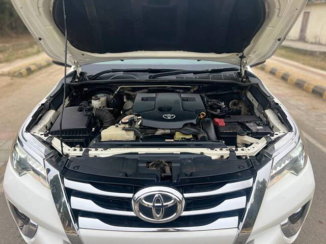 Used Toyota Fortuner [2016-2021] 2.8 4x2 AT [2016-2020] in Delhi