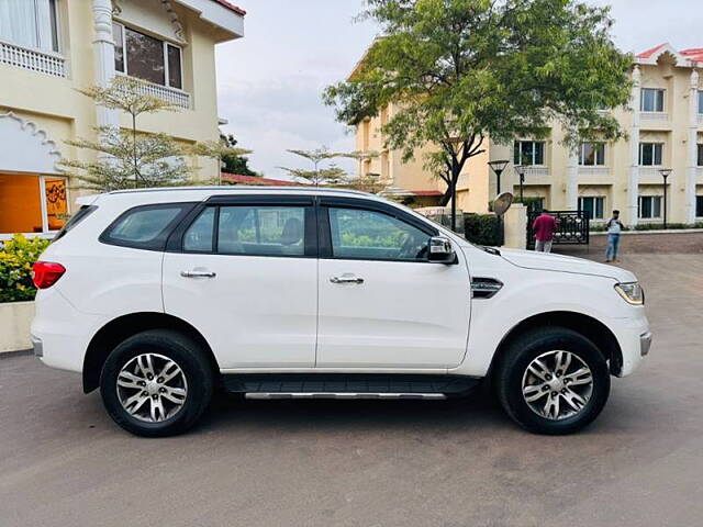 Used Ford Endeavour [2016-2019] Titanium 3.2 4x4 AT in Nashik