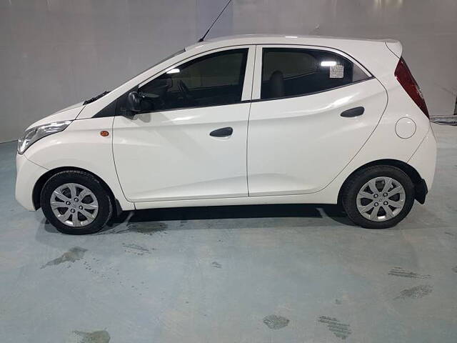 Used Hyundai Eon Magna + in Kochi