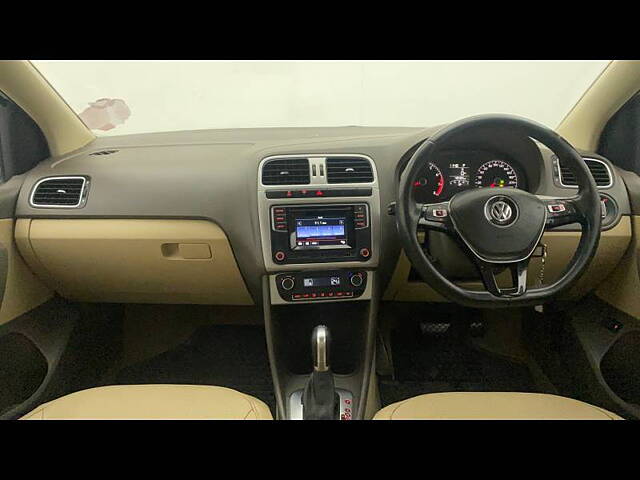 Used Volkswagen Vento [2015-2019] Highline Plus 1.2 (P) AT 16 Alloy in Mumbai