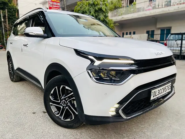 Used 2022 Kia Carens in Delhi