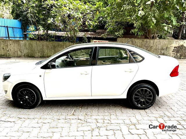 Used Skoda Rapid [2015-2016] 1.6 MPI Style Plus Black Package AT in Mumbai