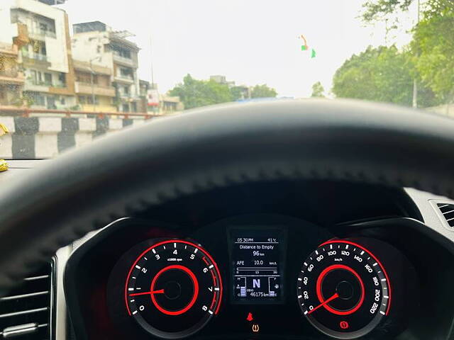 Used Mahindra XUV300 [2019-2024] W8 (O) 1.2 Petrol in Delhi