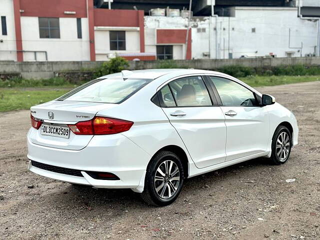 Used Honda City 4th Generation V Petrol [2017-2019] in Delhi