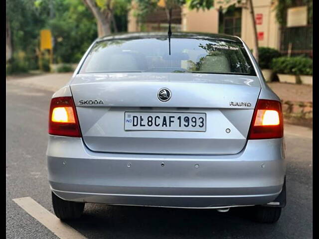 Used Skoda Rapid [2011-2014] Ambition 1.6 MPI MT in Delhi