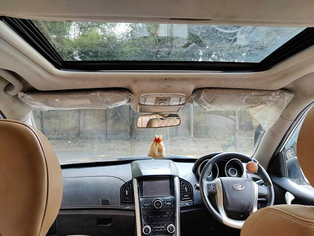 Used Mahindra XUV500 W11 in Delhi