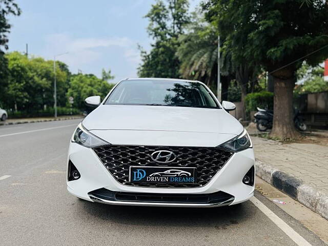 Used 2020 Hyundai Verna in Chandigarh