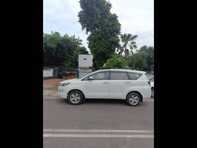 Used Toyota Innova Crysta [2016-2020] 2.4 ZX 7 STR [2016-2020] in Lucknow