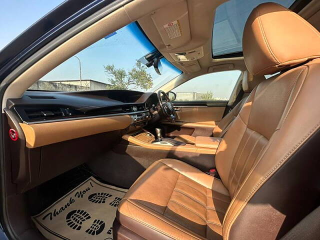 Used Lexus ES 300h Luxury [2020-2021] in Delhi