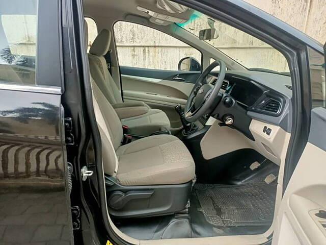 Used Mahindra Marazzo M6 Plus 8 STR [2020] in Thane