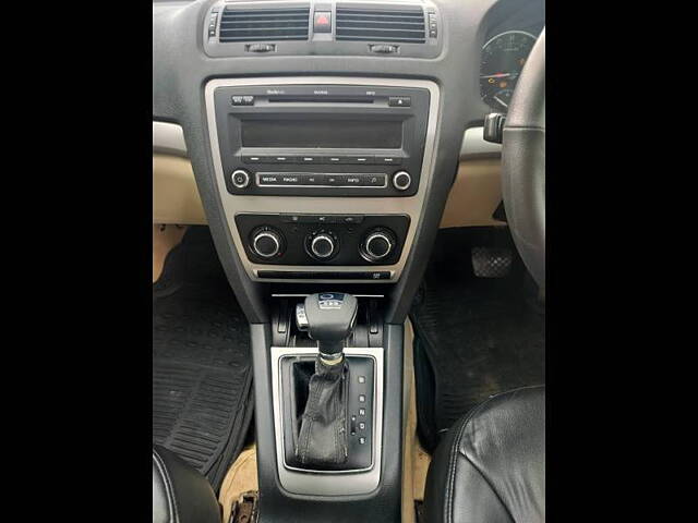 Used Skoda Laura Ambition 2.0 TDI CR AT in Nashik