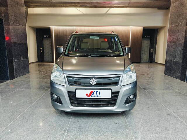 Used Maruti Suzuki Wagon R 1.0 [2014-2019] VXI in Ahmedabad