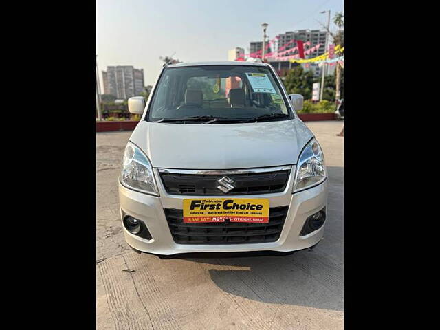 Used 2018 Maruti Suzuki Wagon R in Surat