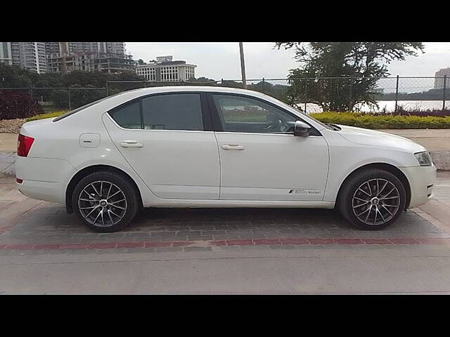 Used Skoda Octavia [2017-2021] 2.0 TDI CR Style in Bangalore