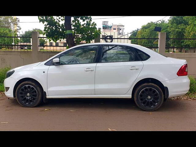 Used Skoda Rapid [2011-2014] Elegance 1.6 TDI CR MT in Sangli