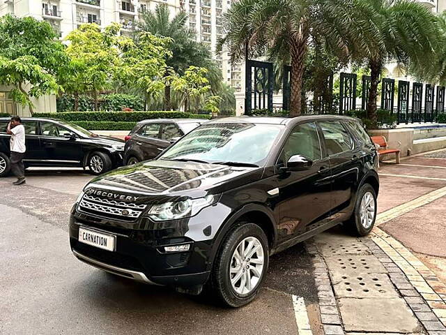 Used 2018 Land Rover Discovery in Delhi