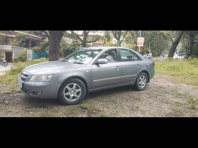 Used Hyundai Sonata Embera [2005-2009] 2.0 CRDi AT in Dehradun