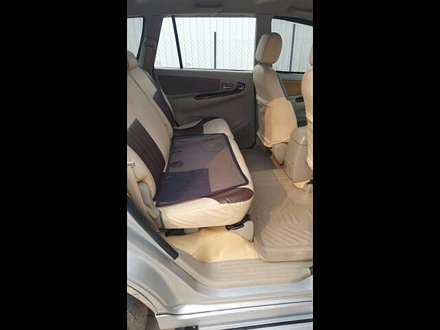 Used Toyota Innova [2013-2014] 2.5 VX 8 STR BS-III in Hyderabad