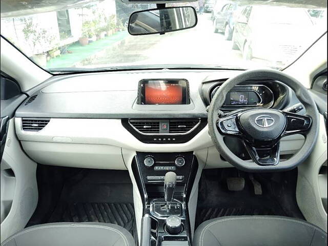 Used Mahindra TUV300 [2015-2019] T8 in Pune