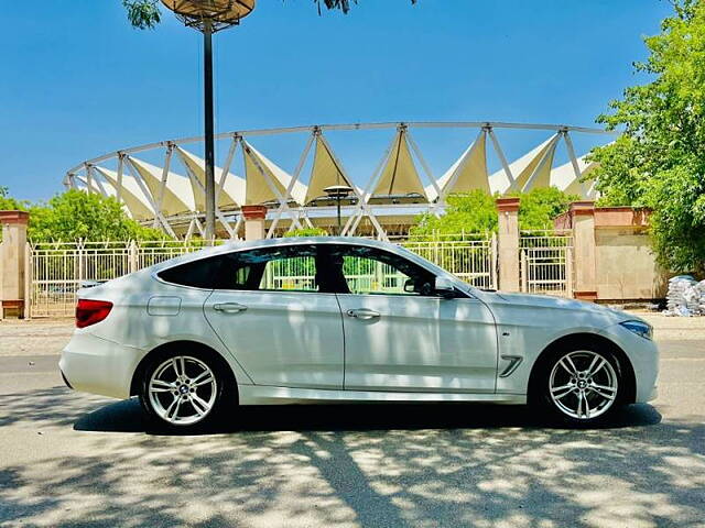 Used BMW 3 Series GT [2016-2021] 330i M Sport [2017-2019] in Delhi