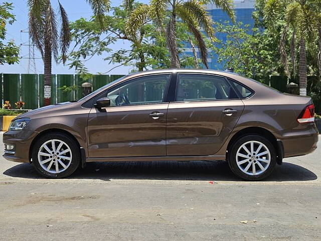 Used Volkswagen Vento [2015-2019] Highline Plus 1.2 (P) AT 16 Alloy in Mumbai