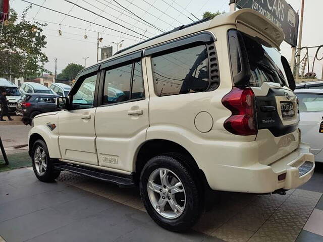 Used Mahindra Scorpio [2014-2017] S8 in Lucknow