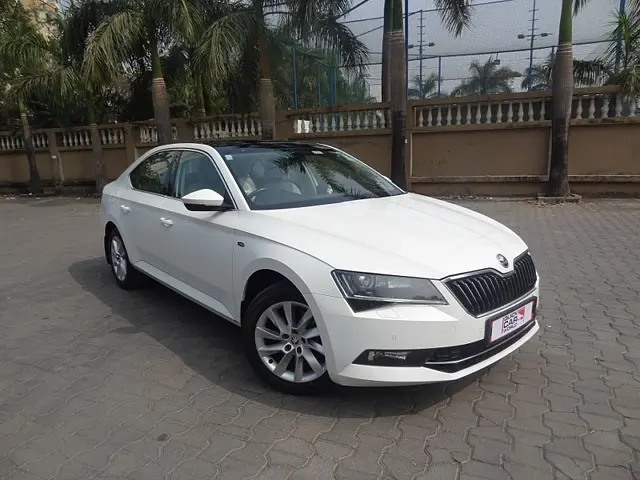 Used 2017 Skoda Superb in Mumbai