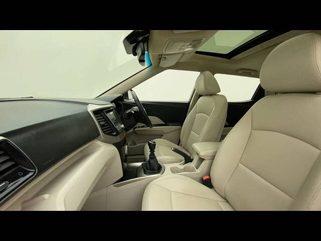 Used Mahindra XUV300 [2019-2024] W8 (O) 1.2 Petrol in Delhi