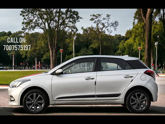 Used Hyundai Verna [2011-2015] Fluidic 1.6 VTVT SX Opt in Lucknow